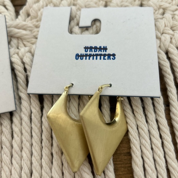 Urban Outfitters Bundle of two Silver and Gold Earrings - Picture 7 of 7